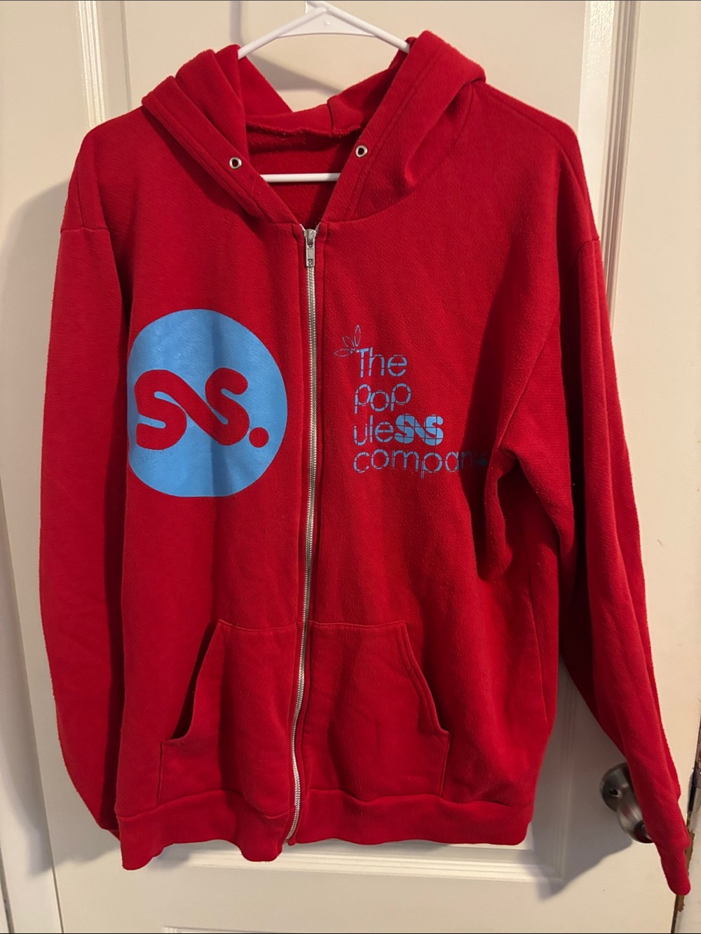 Vintage Red wFull-Zip Hoodie with Blue Graphic